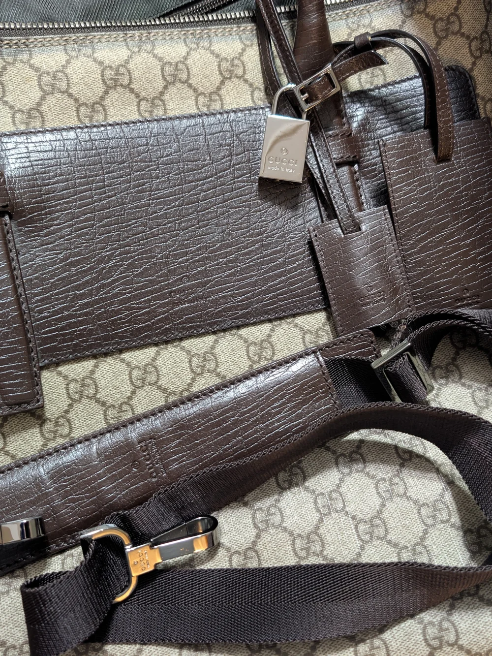 Large Gucci Boston/weekender bag crafted in brown GG Supreme coated canvas